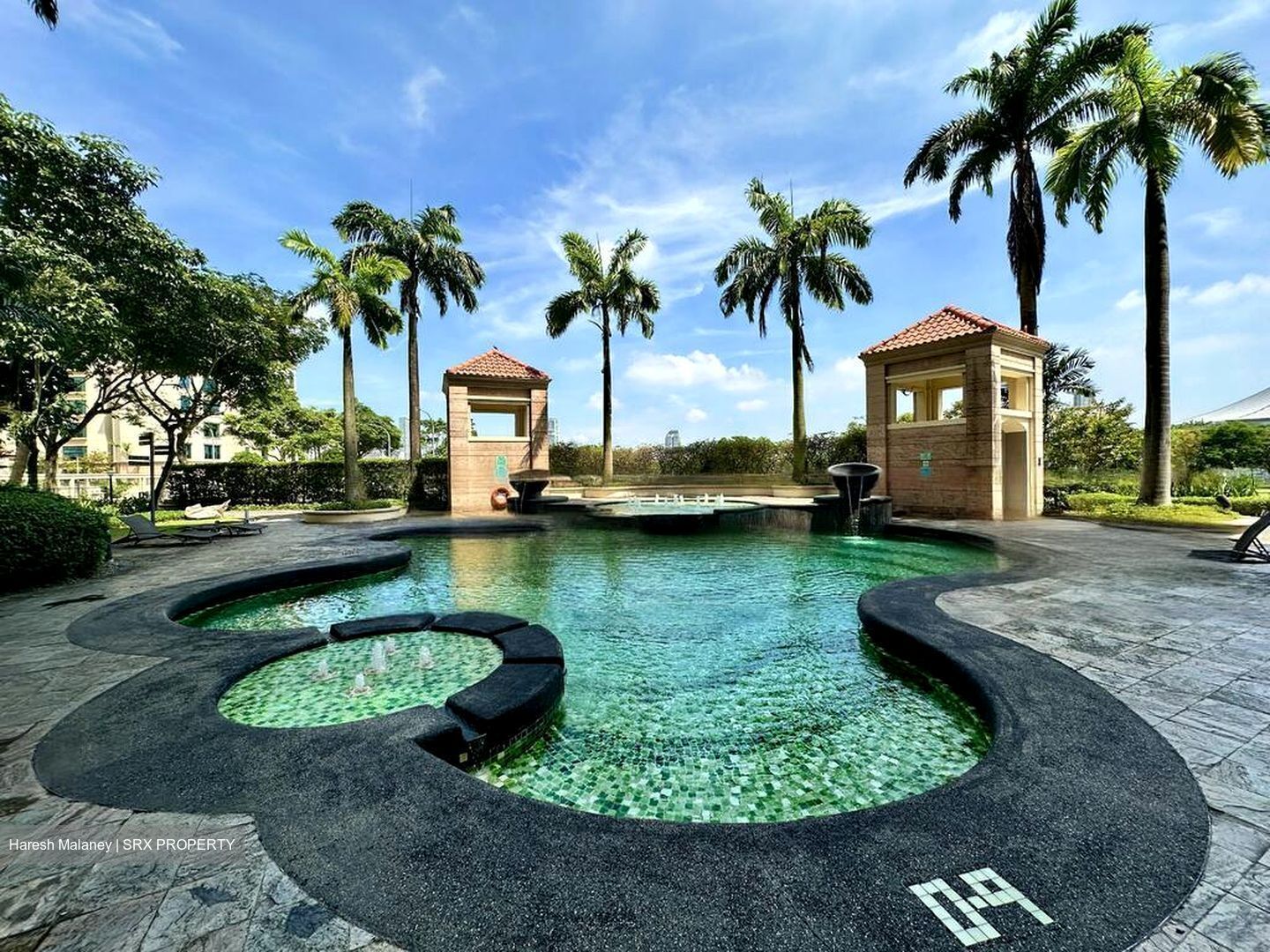 Pebble Bay (D15), Condominium #499230301